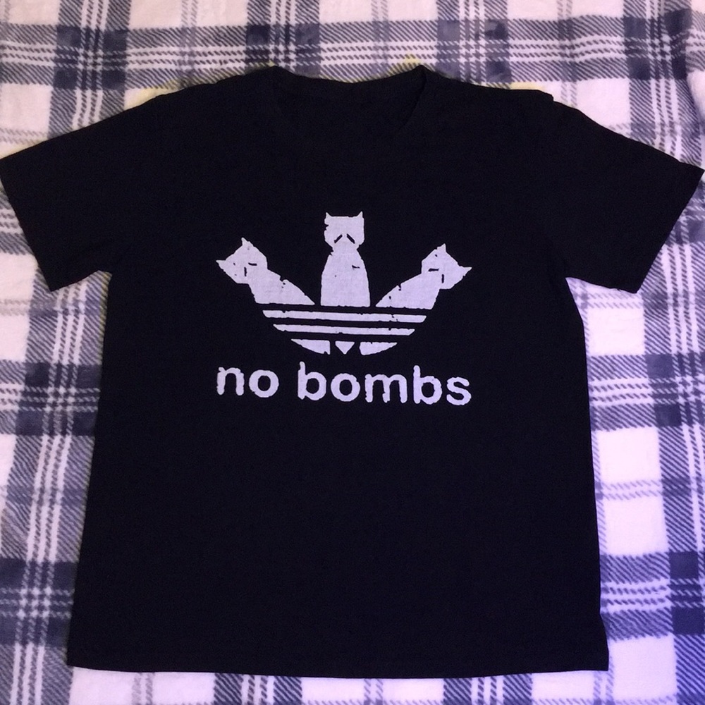 [Adidas ”No Bombs” Peace T-Shirt]